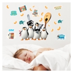 Picture of Madagaskar Penguenleri Duvar Sticker 68x48 cm DW-014
