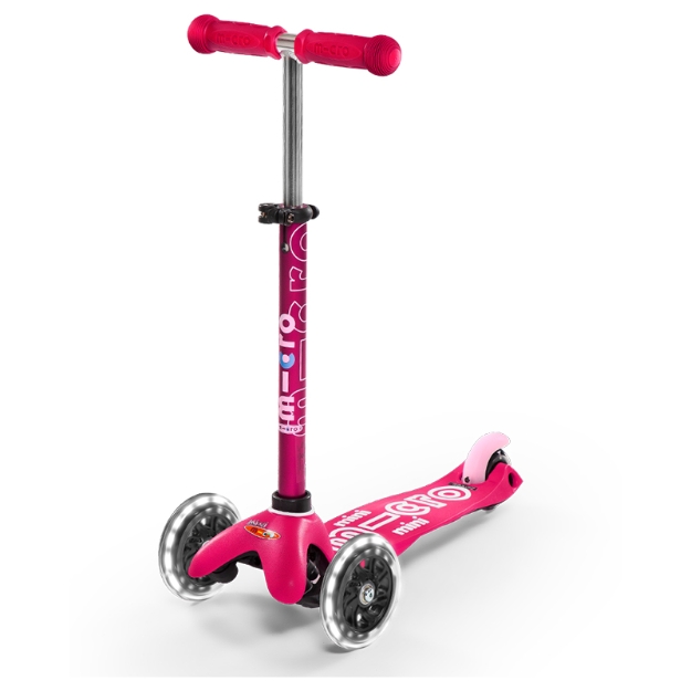 Picture of Micro Mini Deluxe LED Işıklı Scooter Pembe (2-5 Yaş)