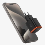 Picture of Spigen 30W USB-C Ultra Mini Samsung ve Iphone Uyumlu Akım Korumalı Hızlı Şarj Güç Adaptörü Siyah