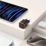 Picture of Spigen 30W USB-C Ultra Mini Samsung ve Iphone Uyumlu Akım Korumalı Hızlı Şarj Güç Adaptörü Siyah