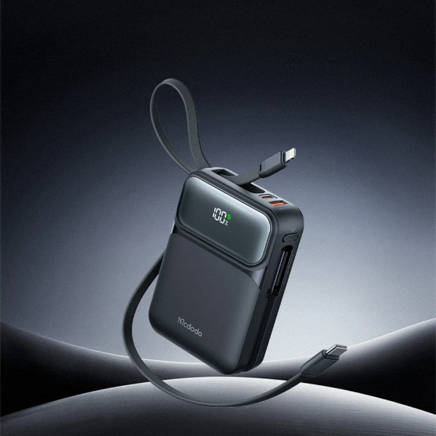 Picture of Mcdodo MC-9930 20000mAh 45W PD Hızlı Şarjlı Dahili Kablolu Dijital Göstergeli Powerbank Siyah