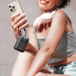 Picture of Mcdodo MC-9930 20000mAh 45W PD Hızlı Şarjlı Dahili Kablolu Dijital Göstergeli Powerbank Siyah