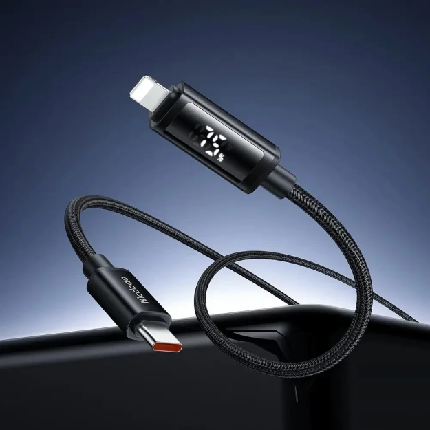Picture of Mcdodo CA-7990 USB-C to Lightning 36W PD Hızlı Şarj Çift LED Ekranlı Şarj ve Veri Kablosu 1.2 Metre Siyah