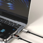 Picture of Mcdodo CA-6670 USB-C to Lightning 36W PD Hızlı Şarj ve Veri Aktarım Kablosu Nefes Alan LED Göstergeli 1.2 Metre Siyah